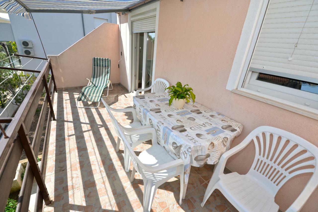 Apartmani Sime Betina  Exterior foto