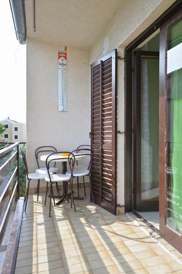 Apartmani Sime Betina  Exterior foto